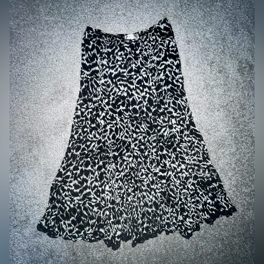 RAFAEL Black & White Skirt🖤
